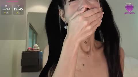 Snapshot of fallen_virtue chatting on January 12, 2026, 2:17 am Miya online show from January 12, 2026, 2:17 am