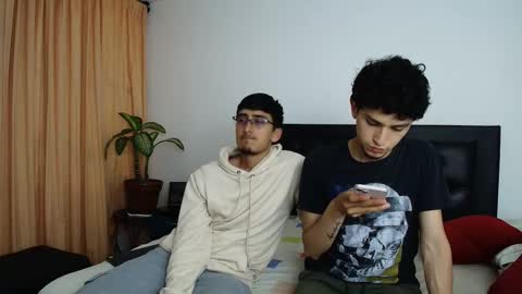 Snapshot of fallgays chatting on December 22, 2025, 11:35 pm FallGays online show from December 22, 2025, 11:35 pm