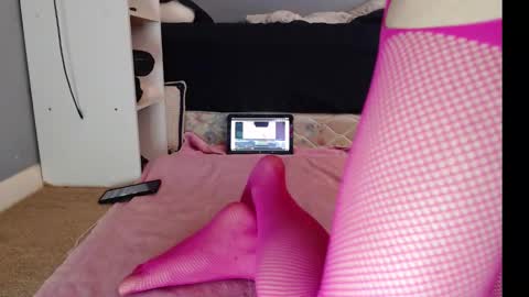 Fallin Skye online show from February 17, 2025, 4:15 pm
