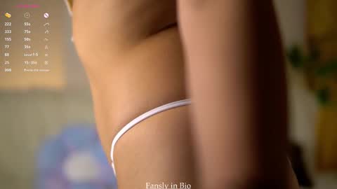 Snapshot of fallingflower chatting on October 31, 2025, 2:18 pm Kim online show from October 31, 2025, 2:18 pm