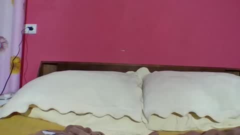 Snapshot of fallinlovecum chatting on November 17, 2025, 3:51 pm fallinlovecum online show from November 17, 2025, 3:51 pm