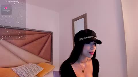 Snapshot of faloonroussel chatting on December 18, 2025, 1:00 am Faloon online show from December 18, 2025, 1:00 am