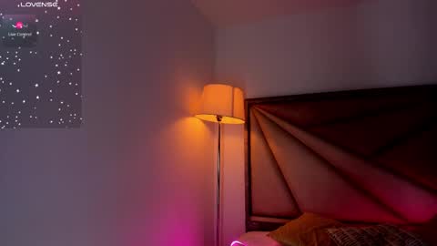 Snapshot of faloonroussel chatting on December 20, 2025, 6:26 pm Faloon online show from December 20, 2025, 6:26 pm