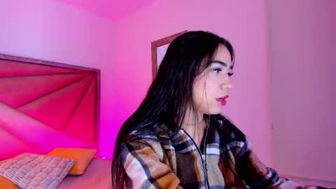 Snapshot of faloonroussel chatting on January 15, 2026, 10:57 pm Faloon online show from January 15, 2026, 10:57 pm