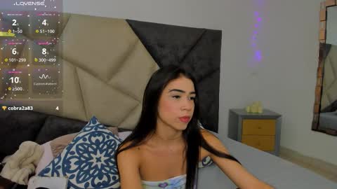 Snapshot of faloonroussel chatting on February 3, 2026, 1:04 am Faloon online show from February 3, 2026, 1:04 am