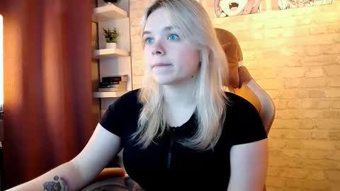 Bella online show from November 24, 2025, 2:50 pm