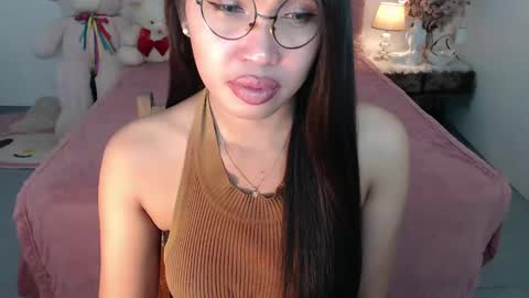 Snapshot of fancylaylaxx chatting on February 3, 2025, 4:20 pm Layla online show from February 3, 2025, 4:20 pm