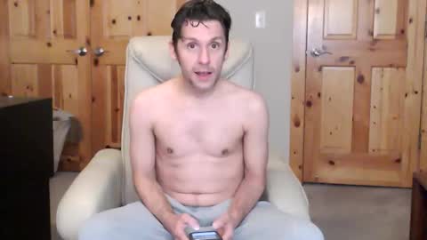 Fan Friction online show from December 5, 2025, 8:16 pm