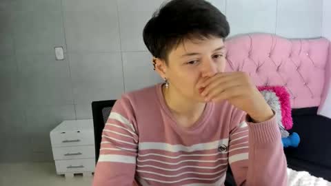 Snapshot of fanny_18 chatting on October 15, 2025, 2:39 pm FANNY online show from October 15, 2025, 2:39 pm