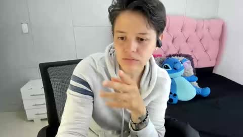 Snapshot of fanny_18 chatting on October 17, 2025, 3:47 pm FANNY online show from October 17, 2025, 3:47 pm