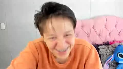 Snapshot of fanny_18 chatting on October 28, 2025, 2:59 am FANNY online show from October 28, 2025, 2:59 am