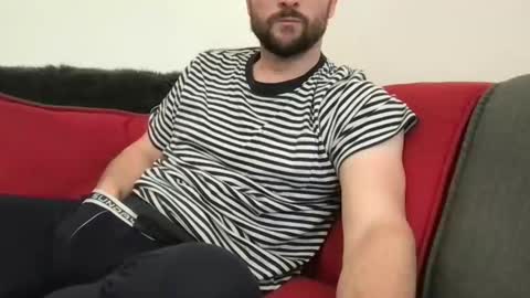 Alex online show from November 21, 2025, 2:27 pm