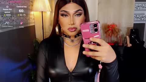 Snapshot of fantasticock4ux chatting on April 12, 2026, 3:55 am YOUR DOMINA KRISTINE online show from April 12, 2026, 3:55 am