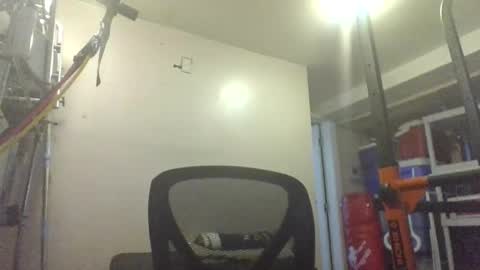 Snapshot of fantasydesire83 chatting on March 6, 2026, 2:57 pm fantasydesire83 online show from March 6, 2026, 2:57 pm