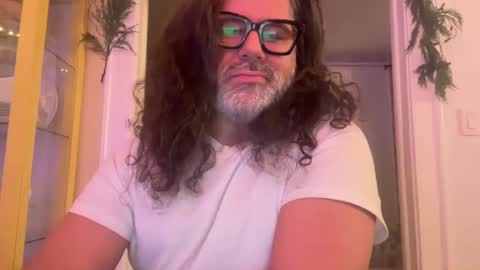 Snapshot of fapjacks44 chatting on December 18, 2024, 4:42 am Fapjacks44 online show from December 18, 2024, 4:42 am