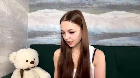 Anna Scovich online show from November 15, 2025, 11:29 am