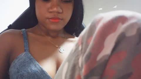 Snapshot of farianna_hot chatting on June 2, 2026, 12:45 am farianna_hot online show from June 2, 2026, 12:45 am