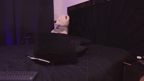 Snapshot of farid_jake_ chatting on November 8, 2025, 11:36 pm farid_jake_ online show from November 8, 2025, 11:36 pm