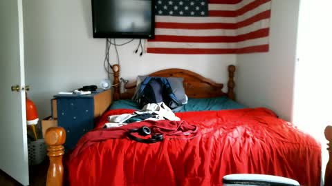 farmboy2398 online show from April 2, 2026, 7:55 pm