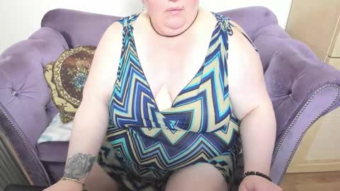 fashiona online show from October 18, 2025, 12:13 am