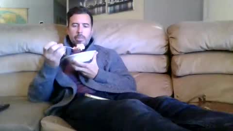 Snapshot of fat_dick_brian chatting on April 10, 2026, 4:33 pm FATdickBOY online show from April 10, 2026, 4:33 pm