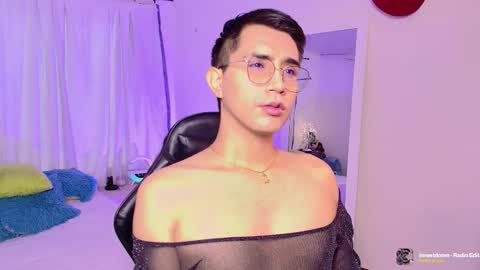 Snapshot of fatass_420 chatting on November 12, 2025, 6:52 pm Johan online show from November 12, 2025, 6:52 pm