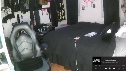 Grape online show from December 11, 2024, 7:53 am