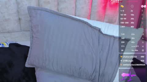 Snapshot of fatima_essence chatting on October 5, 2025, 8:45 am online show from October 5, 2025, 8:45 am