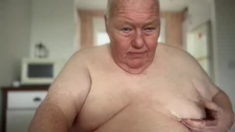 fatslutcutey online show from January 1, 2025, 12:55 pm