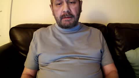 Snapshot of fatso21 chatting on January 17, 2025, 5:19 pm fatso21 online show from January 17, 2025, 5:19 pm