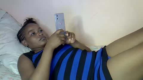 Snapshot of fay_love chatting on February 13, 2026, 9:05 am love online show from February 13, 2026, 9:05 am