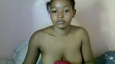 Snapshot of fay_love chatting on February 20, 2026, 10:27 am love online show from February 20, 2026, 10:27 am