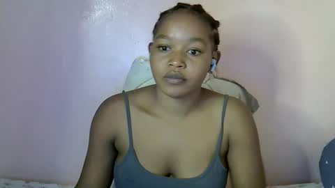 Snapshot of fay_love chatting on February 23, 2026, 10:51 pm love online show from February 23, 2026, 10:51 pm