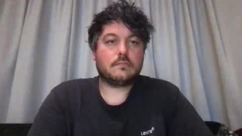 fayaa123 online show from April 7, 2026, 6:52 pm