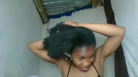 fayence09 online show from October 31, 2025, 9:21 am