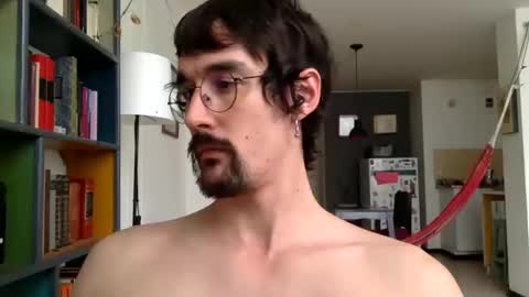 Snapshot of fazzbinderx chatting on October 26, 2025, 9:42 pm fazzbinder online show from October 26, 2025, 9:42 pm