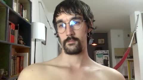 Snapshot of fazzbinderx chatting on November 21, 2025, 4:00 am fazzbinder online show from November 21, 2025, 4:00 am