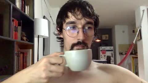 Snapshot of fazzbinderx chatting on November 28, 2025, 11:40 pm fazzbinder online show from November 28, 2025, 11:40 pm