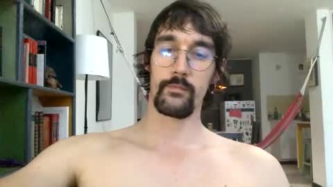 Snapshot of fazzbinderx chatting on December 22, 2025, 10:40 pm fazzbinder online show from December 22, 2025, 10:40 pm