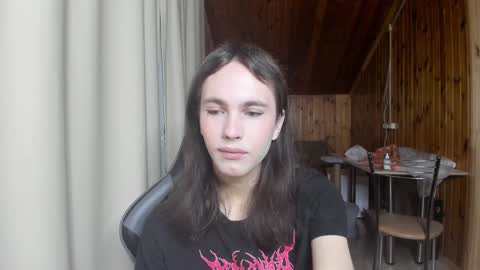 Mark online show from December 22, 2024, 4:27 pm