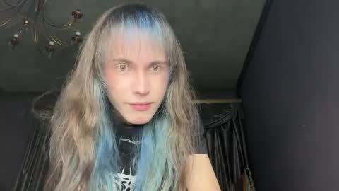 Mark online show from January 7, 2026, 3:36 pm