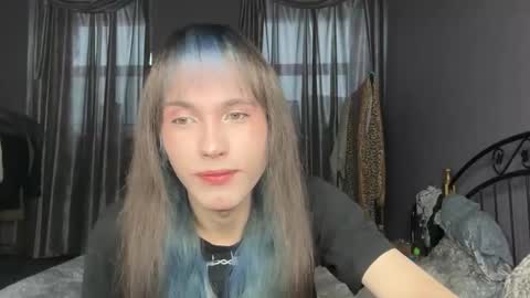 Mark online show from January 8, 2026, 12:07 pm