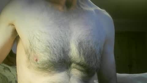 Snapshot of feardubh chatting on September 21, 2025, 6:31 pm feardubh online show from September 21, 2025, 6:31 pm