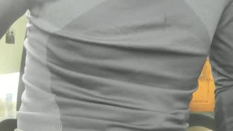 Snapshot of feardubh chatting on January 14, 2026, 1:28 pm feardubh online show from January 14, 2026, 1:28 pm