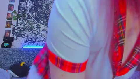 Snapshot of fearlessdiva_x chatting on November 8, 2025, 2:56 am Diva online show from November 8, 2025, 2:56 am