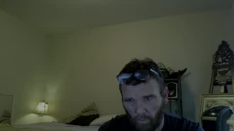 PullouProblems online show from November 21, 2025, 2:16 pm