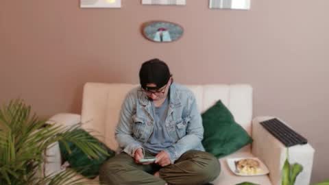 Snapshot of feelina_firesoul chatting on September 16, 2025, 11:33 am Feelena online show from September 16, 2025, 11:33 am