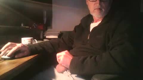 Snapshot of feet_fan69 chatting on December 16, 2024, 4:49 pm John Buck online show from December 16, 2024, 4:49 pm