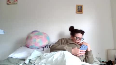 Snapshot of feetnymph chatting on February 28, 2026, 6:31 pm Soley online show from February 28, 2026, 6:31 pm