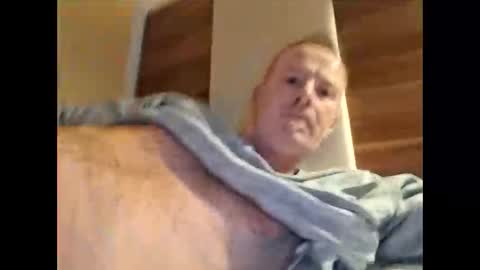 Max online show from November 4, 2025, 7:46 pm